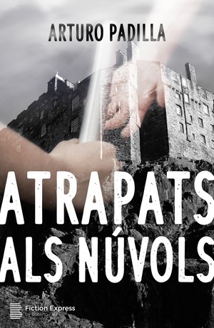 Atrapats als núvols